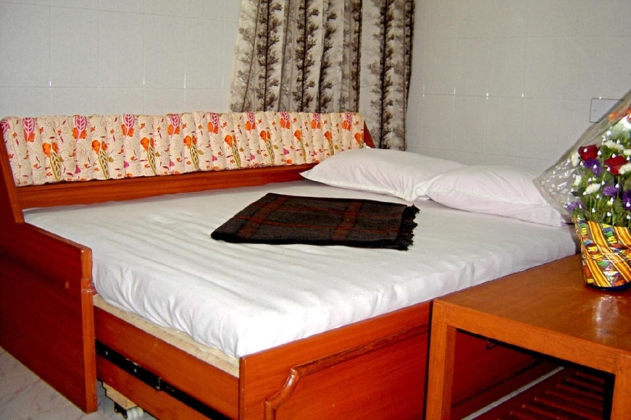 French Guest House ปอนดิเชอรี ภายนอก รูปภาพ